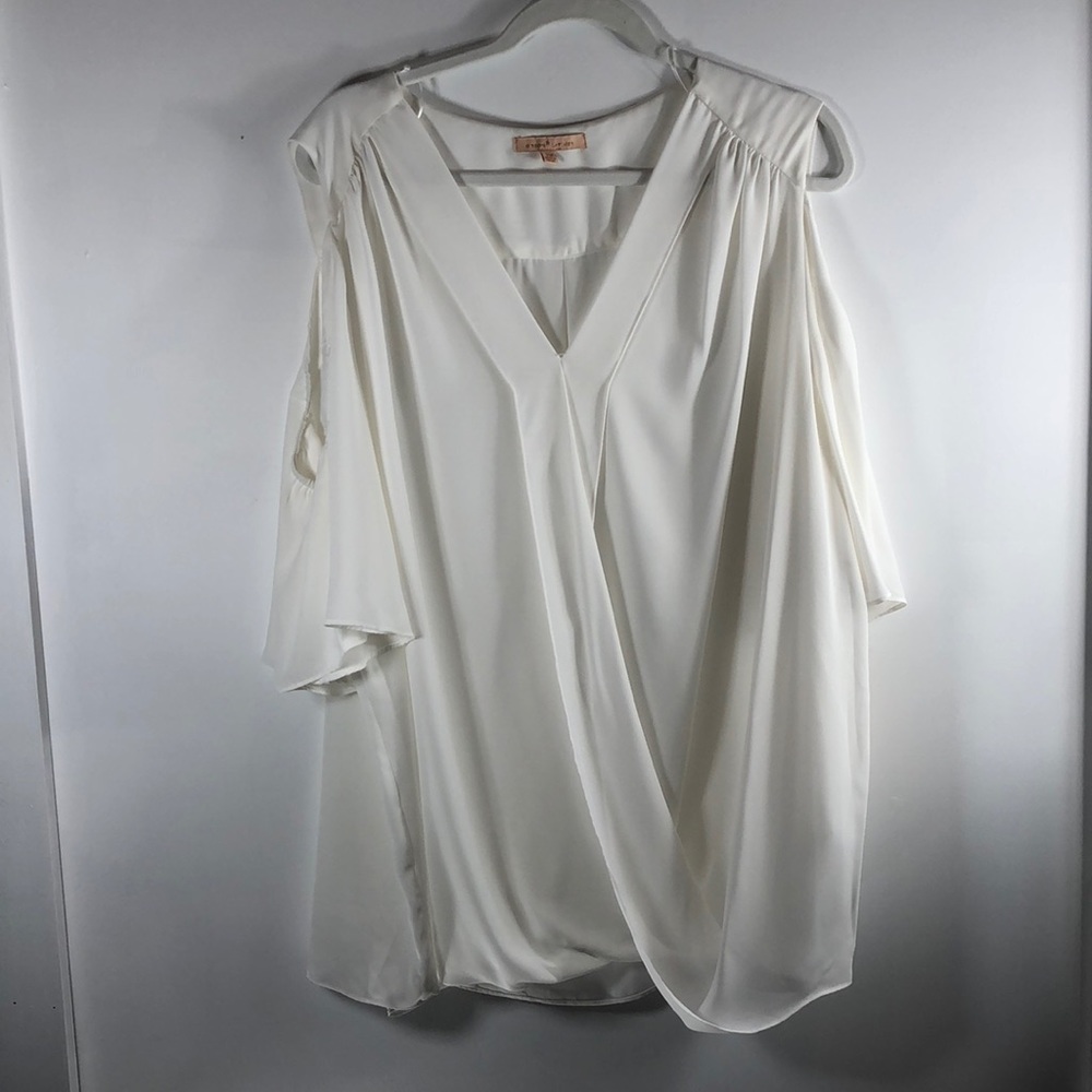 Gibson + Latimer off white cold shoulder blouse 3X